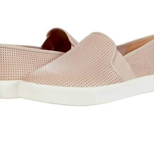 Vince Blair Perforated Leather Sneakers
Color: Rose
Size: 8.5
Like new in box